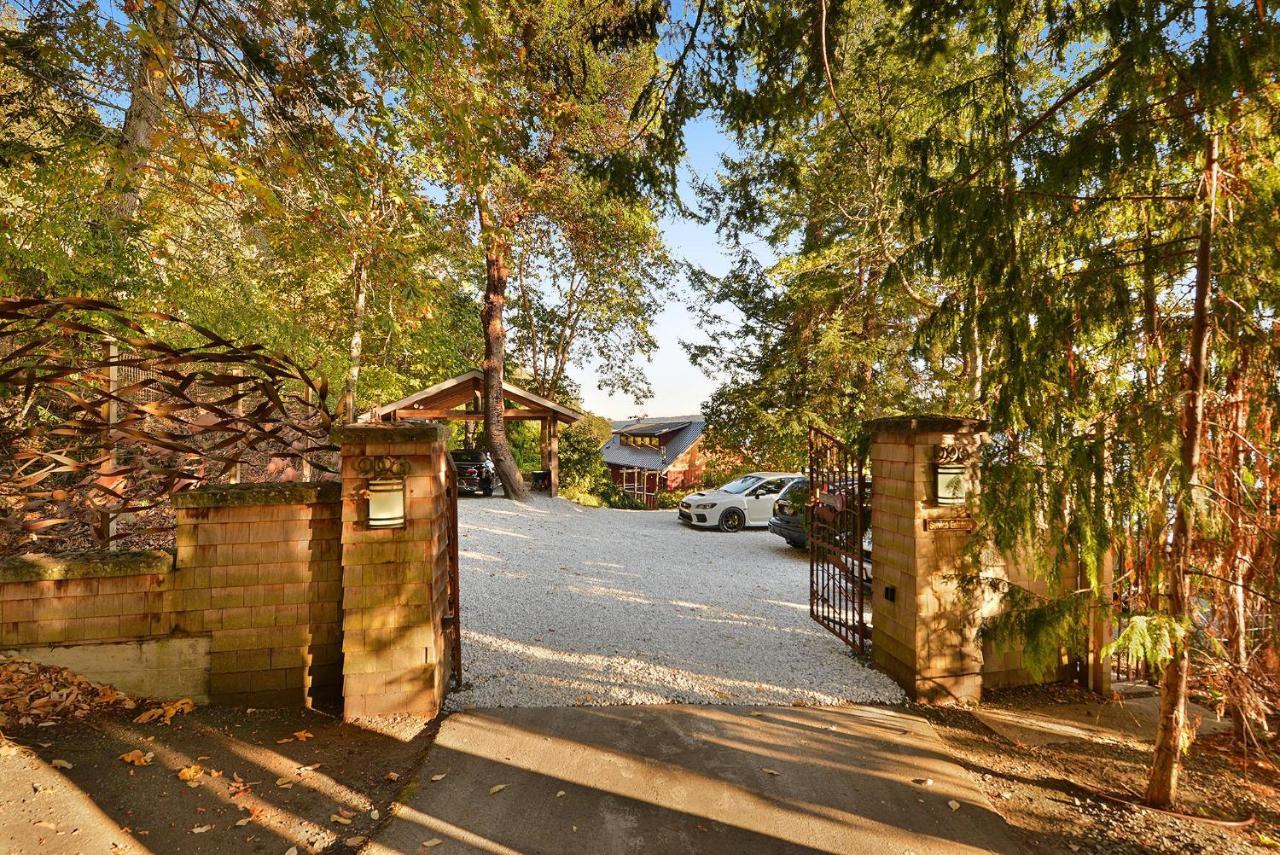 Salishan Chief Suite Cowichan Bay Ngoại thất bức ảnh