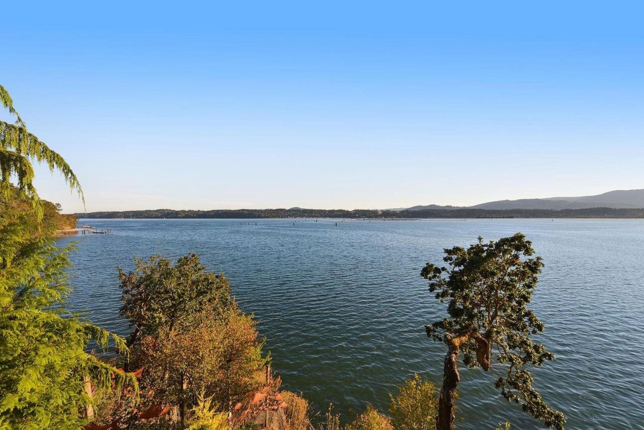 Salishan Chief Suite Cowichan Bay Ngoại thất bức ảnh