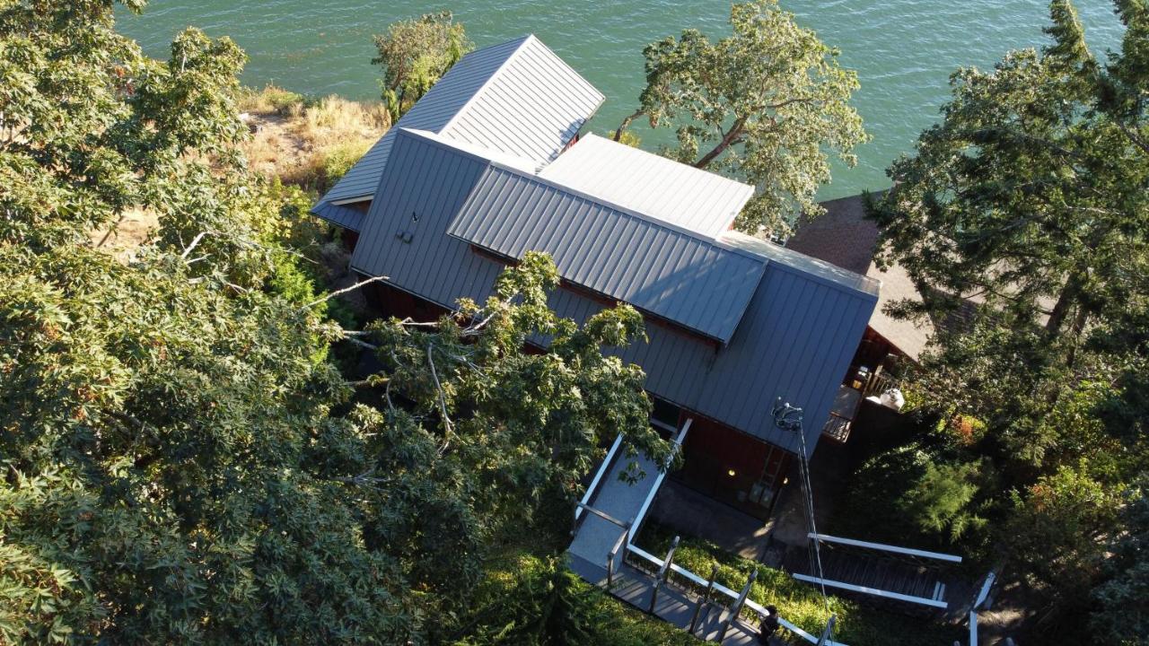 Salishan Chief Suite Cowichan Bay Ngoại thất bức ảnh